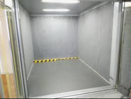 elevador de plata automático del cargo 30kw para el tamaño modificado para requisitos particulares comercial