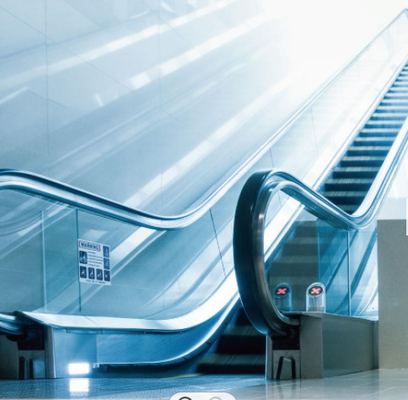 Escalera móvil del paseo móvil del buen funcionamiento