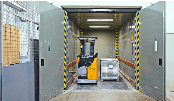elevador de carga de 1500m m Warehouse 0.5m/s 304 de acero inoxidables
