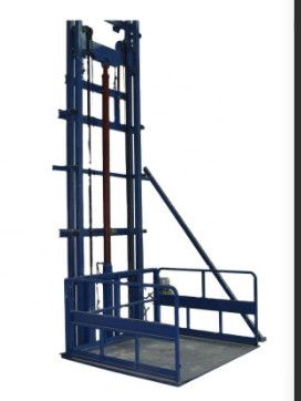Elevador del cargo de los pisos de Warehouse 220V 2-8 con garantía de 1 año