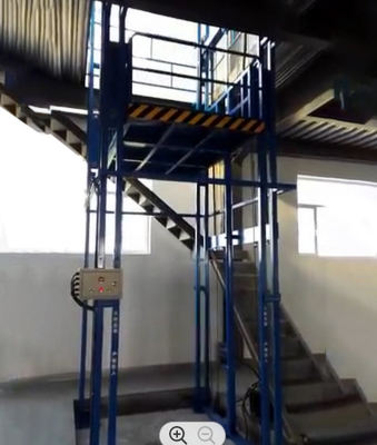500KG pequeña elevación hidráulica de la carga del cargo 0.25m/S del elevador 7500m m