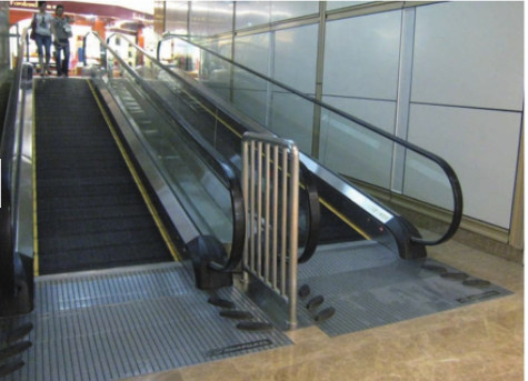 5 toneladas de tipo calzada móvil de la correa escalera móvil del paseo móvil de 13 grados