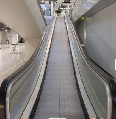 Escalera móvil plana de la calzada de 6 grados de la impulsión móvil al aire libre interior de la CA en aeropuerto