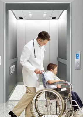 Sitio de la máquina del elevador 2.0m/s de la cama de hospital de las personas de FUJI 6 menos la tracción